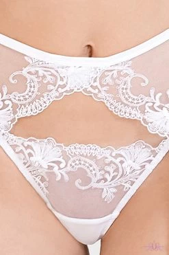 Bluebella Marseille White Suspender Belt -Sexy Lingerie Shop Mayfair Stockings41550 04 1024x1024 5