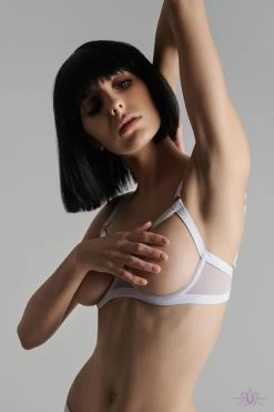 Maison Close Pure Tentation White Naked Breast Bra -Sexy Lingerie Shop Mayfair Stockings608510 pure tentation blanc 0461 2000x2000 85