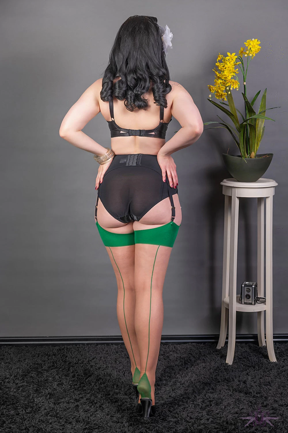 What Katie Did Contrast Cinnamon/Green Seamed Stockings 4 What Katie Did Contrast Cinnamon/Green Seamed Stockings - Image 2